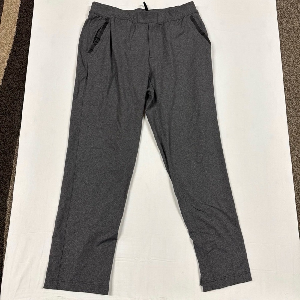 Lululemon men’s sweatpants size X-Large regular